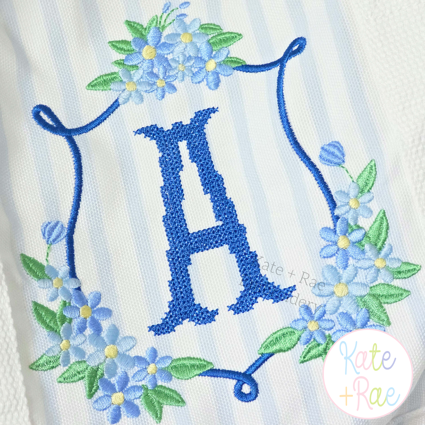 Daisy Floral Crest Satin Stitch Embroidery Design