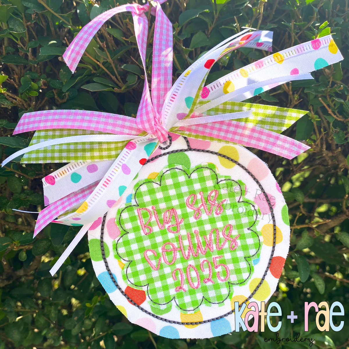 Girls Scalloped Bean Stitch Applique Christmas Ornament In The Hoop Embroidery Design: Green gingham scalloped ornament with personalized pink lettering and polka dot ribbons